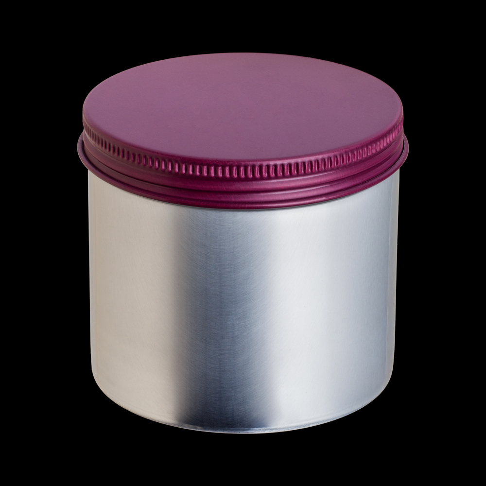 Вместительная банка для косметики